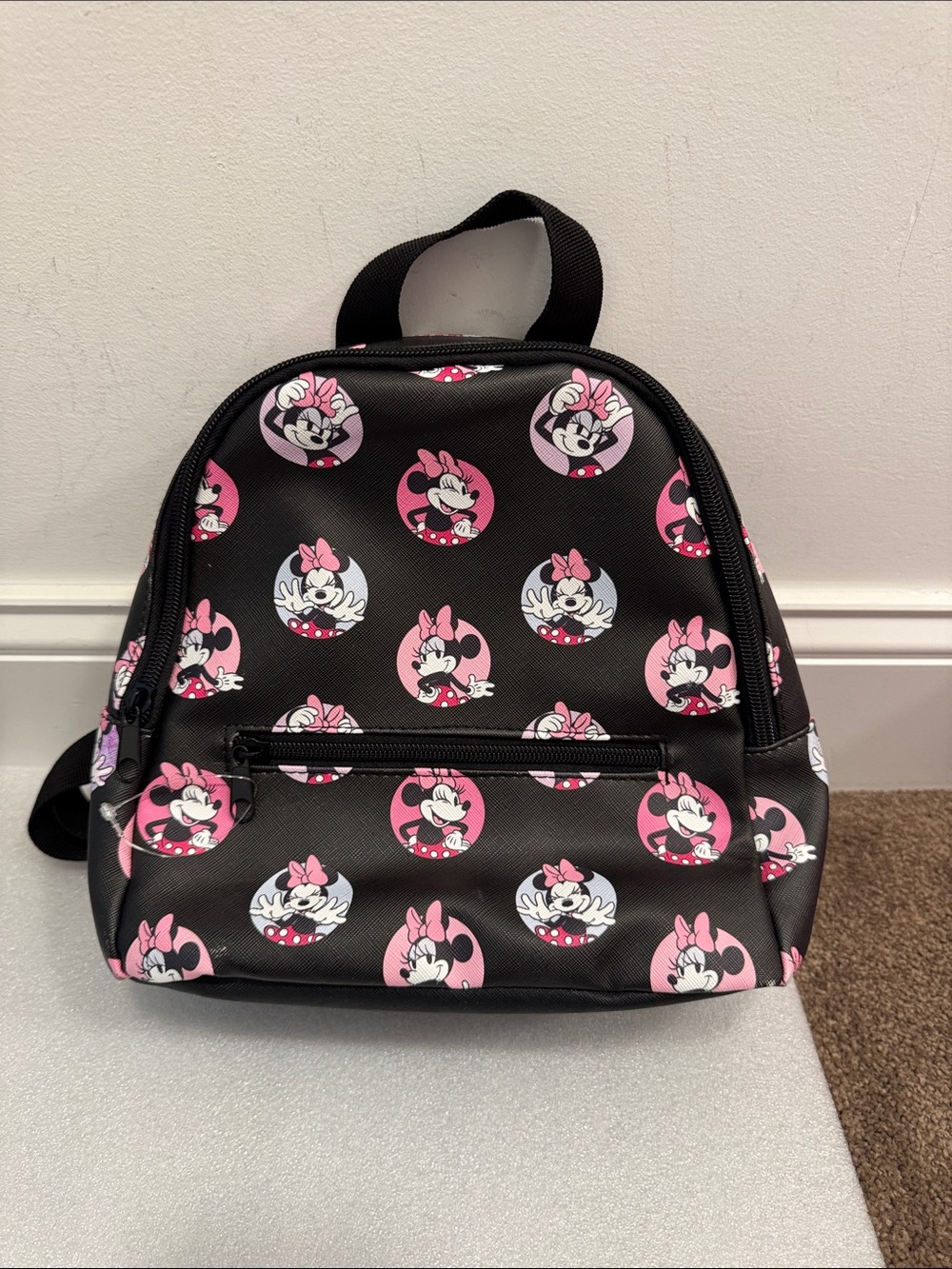 Minnie Mouse Disney Bioworld mini backpack